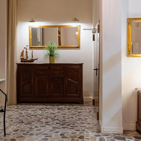 Dom Marynarza 2* Gdyně